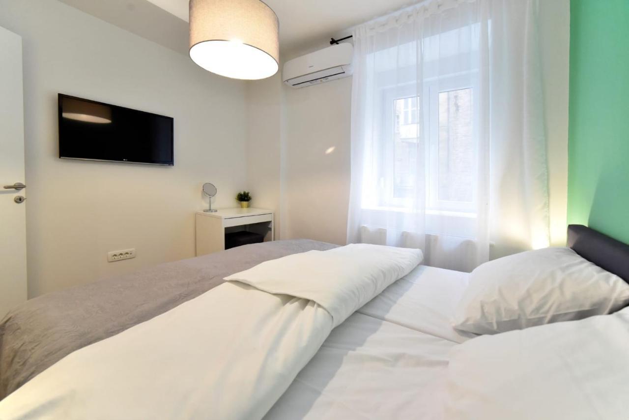Moin Moin Double Bedroom Suite, Town Centre Zagreb Bagian luar foto