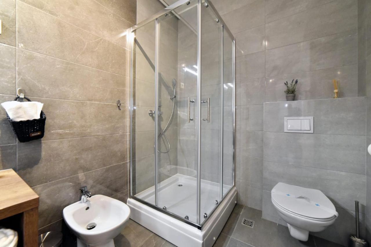 Moin Moin Double Bedroom Suite, Town Centre Zagreb Bagian luar foto